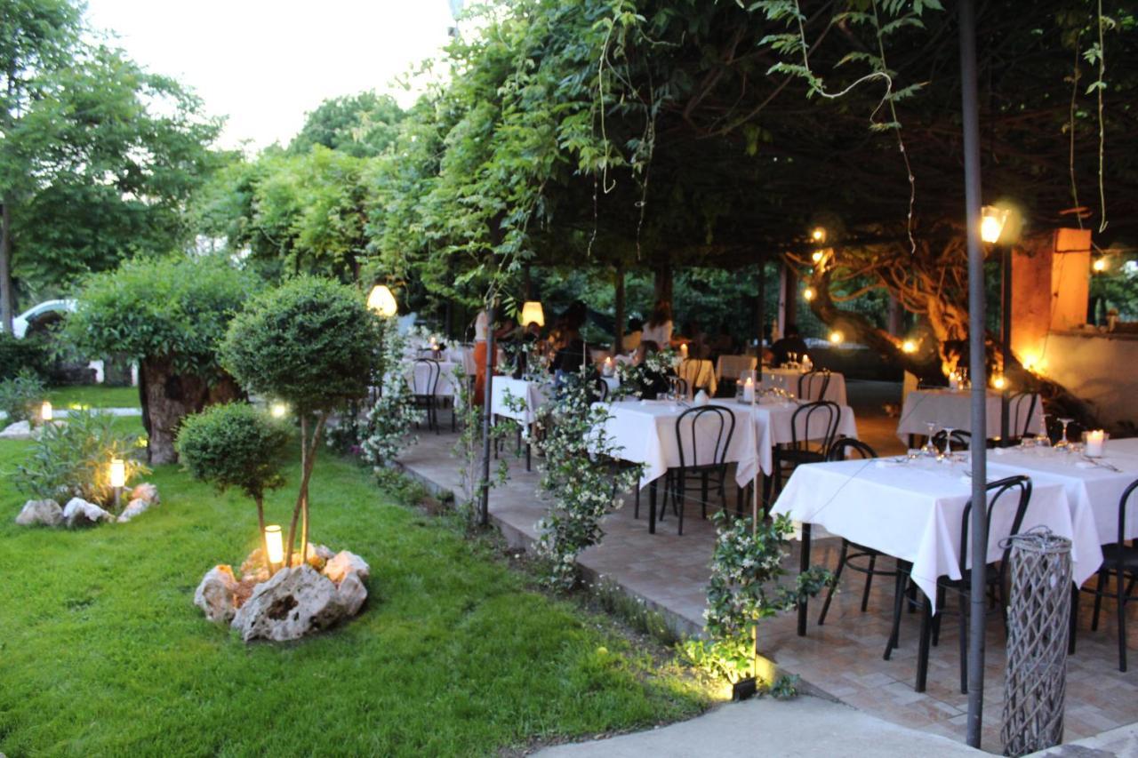 Amare Ristorante Locanda Certosa di Pavia Exteriér fotografie